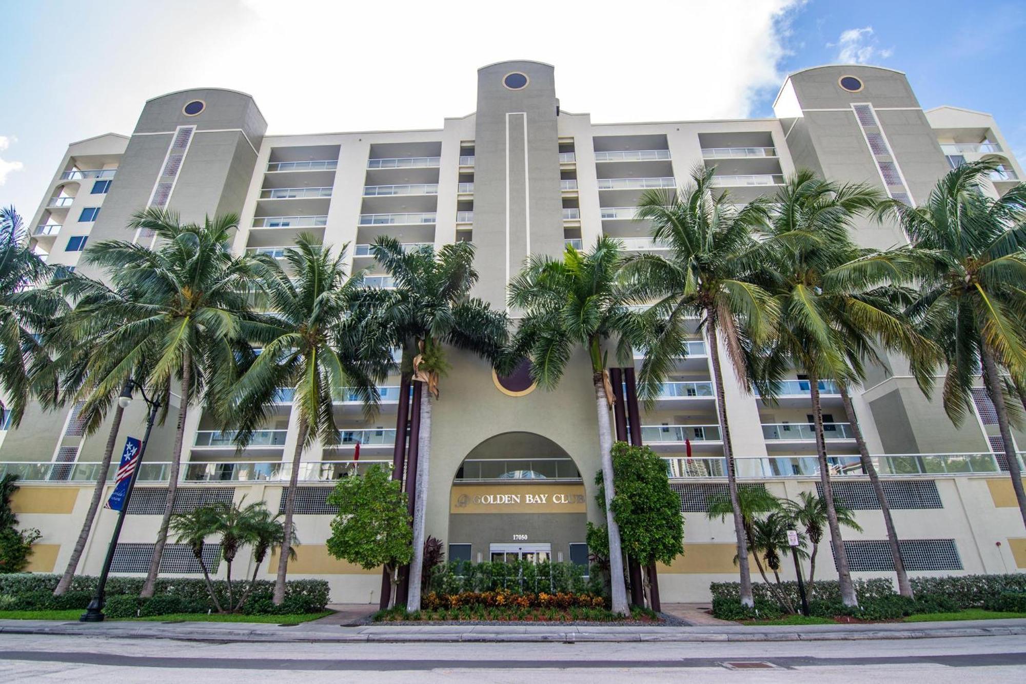 Golden Bay 48 Miami Beach