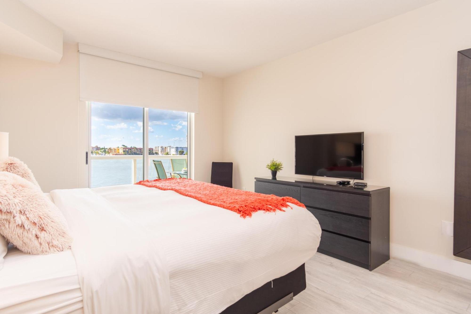 Golden Bay 48 Apartamento